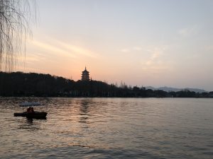 周末去哪儿—心理沙盘之告别冲突 - 第1张  | 心灵花园网